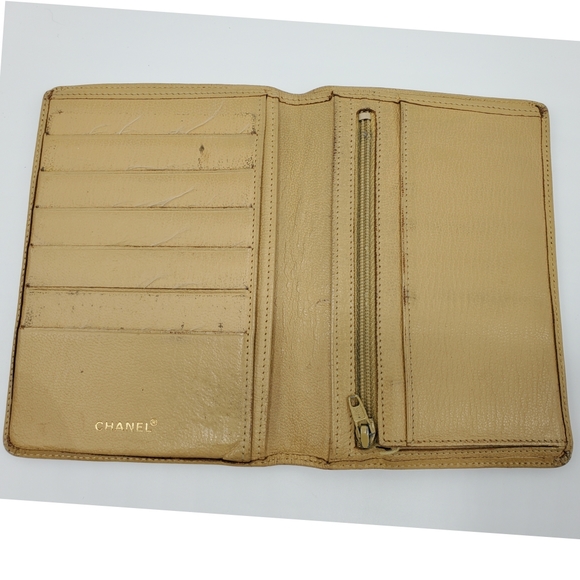 Authentic Preowned CHANEL Bifold Wallet - Picture 6 of 14